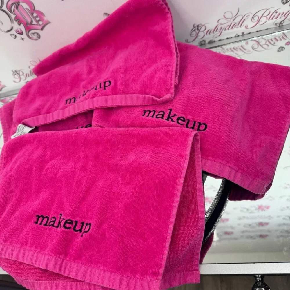 Queenwest Set of 4 towels makeup embroidery Vibrant Pink Makeup Towels pink bath